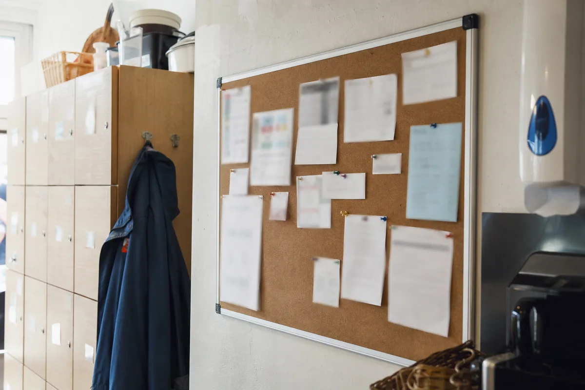 Panneau d’affichage obligatoire dans l’arrière-boutique d’un commerce de proximité